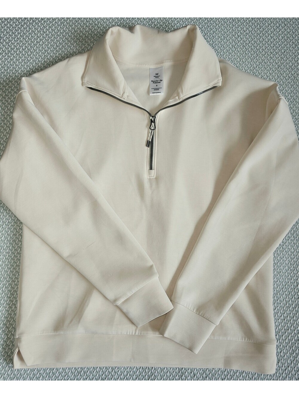 Member's Mark cream sweatshirt size small